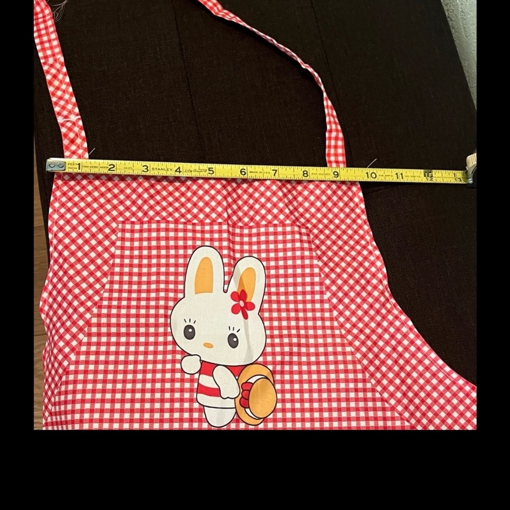#1108** Unisex Red Gingham Apron with Bunny Design - Picture 3 of 9